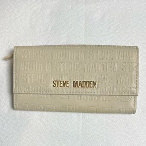 Steve Madden Cream Embossed Wallet